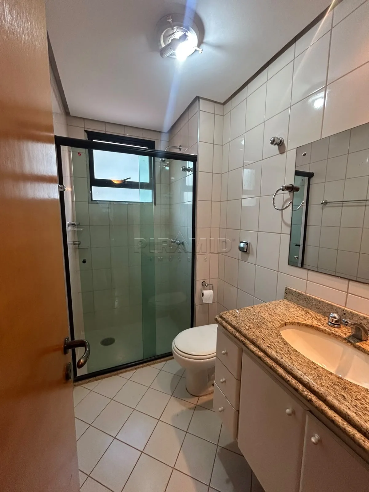 Alugar Apartamento / Padr&atilde;o em Ribeir&atilde;o Preto R$ 2.400,00 - Foto 10
