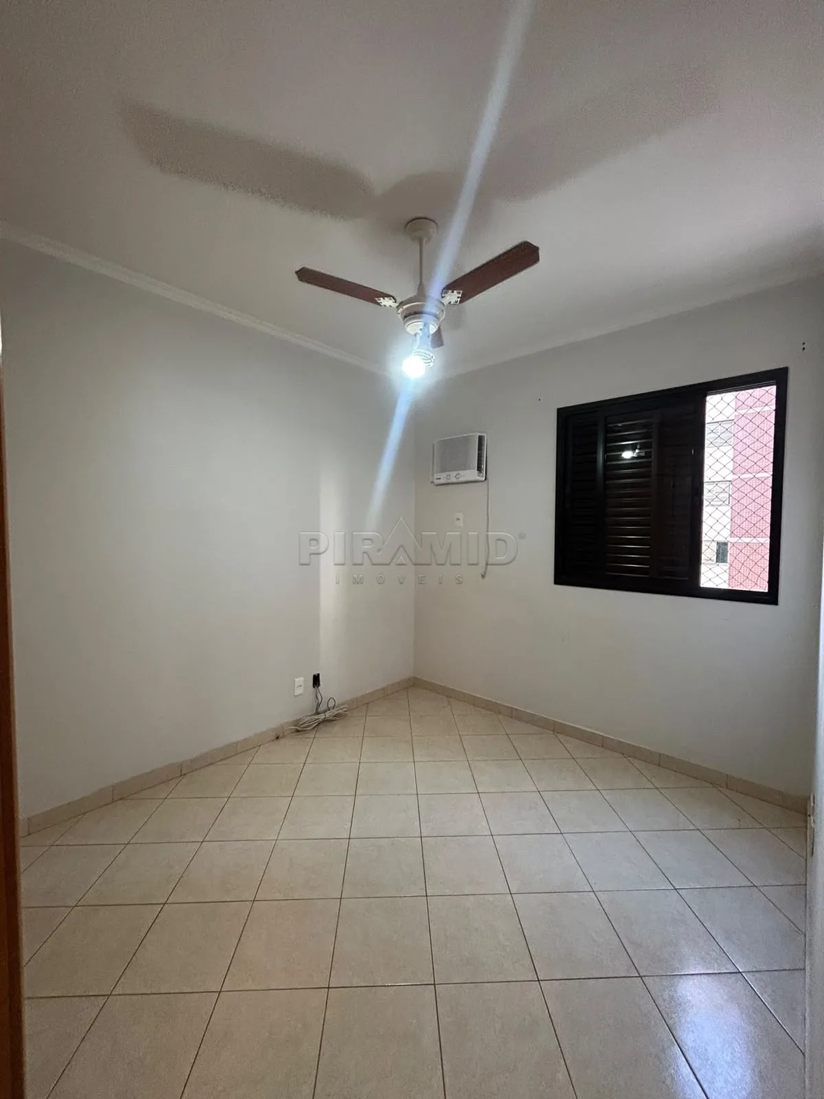 Alugar Apartamento / Padr&atilde;o em Ribeir&atilde;o Preto R$ 2.400,00 - Foto 11