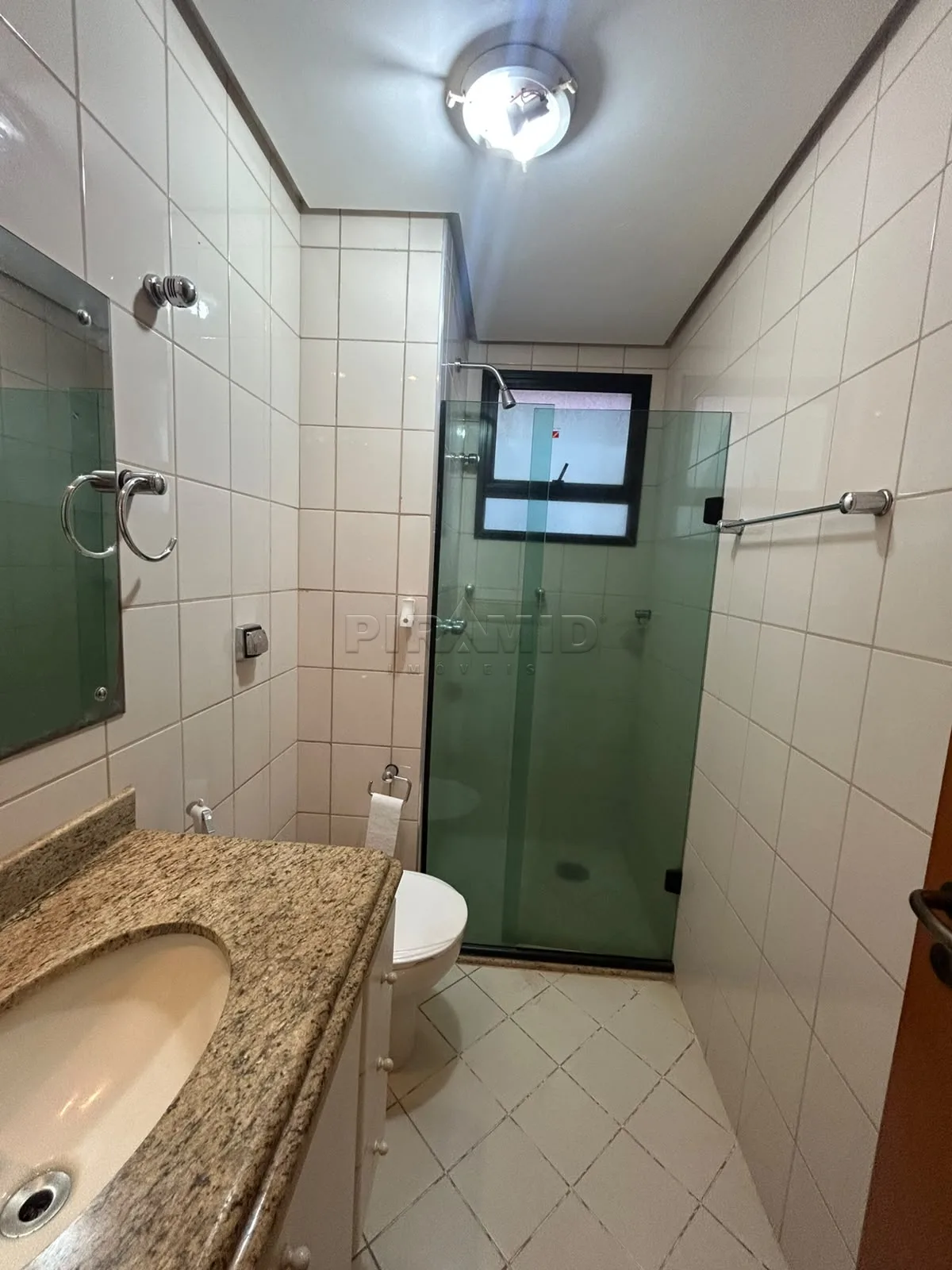 Alugar Apartamento / Padr&atilde;o em Ribeir&atilde;o Preto R$ 2.400,00 - Foto 17