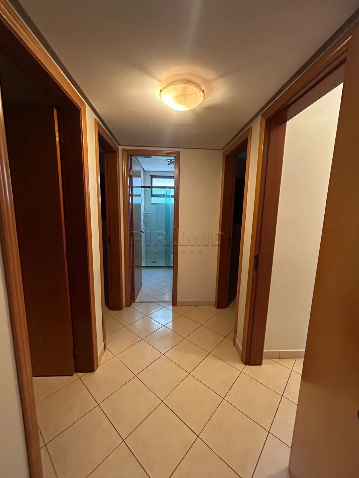 Alugar Apartamento / Padr&atilde;o em Ribeir&atilde;o Preto R$ 2.400,00 - Foto 21