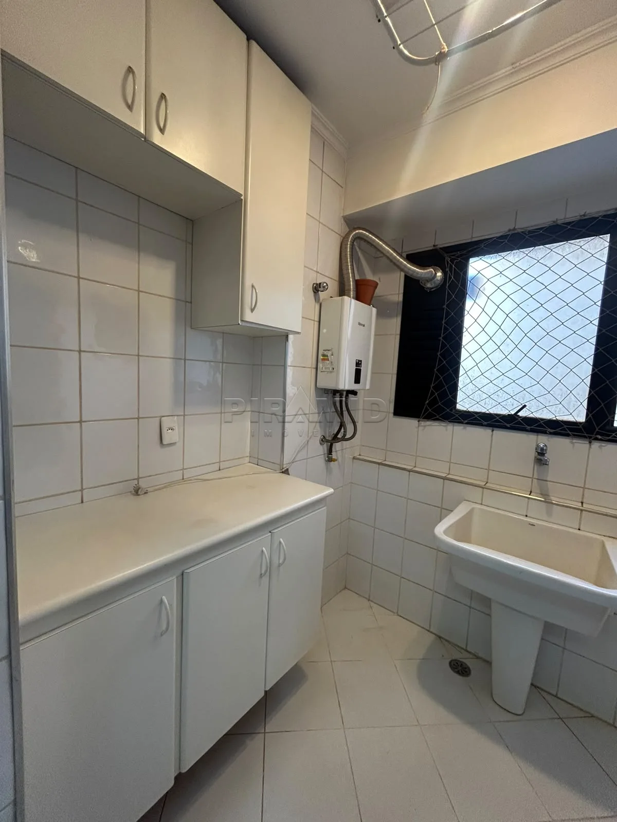 Alugar Apartamento / Padr&atilde;o em Ribeir&atilde;o Preto R$ 2.400,00 - Foto 26
