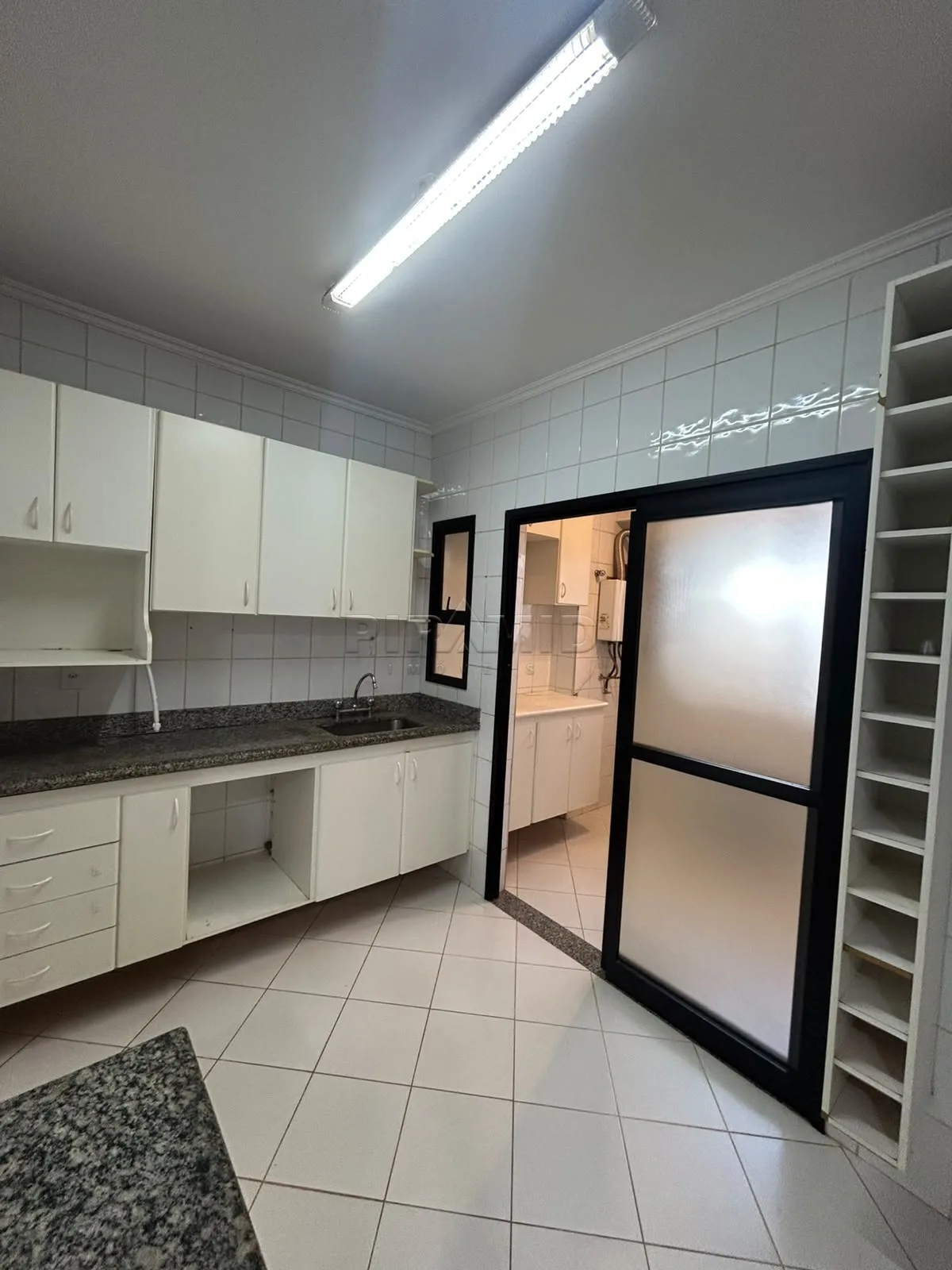 Alugar Apartamento / Padr&atilde;o em Ribeir&atilde;o Preto R$ 2.400,00 - Foto 28