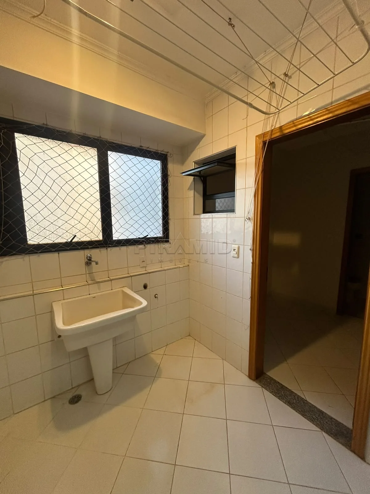 Alugar Apartamento / Padr&atilde;o em Ribeir&atilde;o Preto R$ 2.400,00 - Foto 32