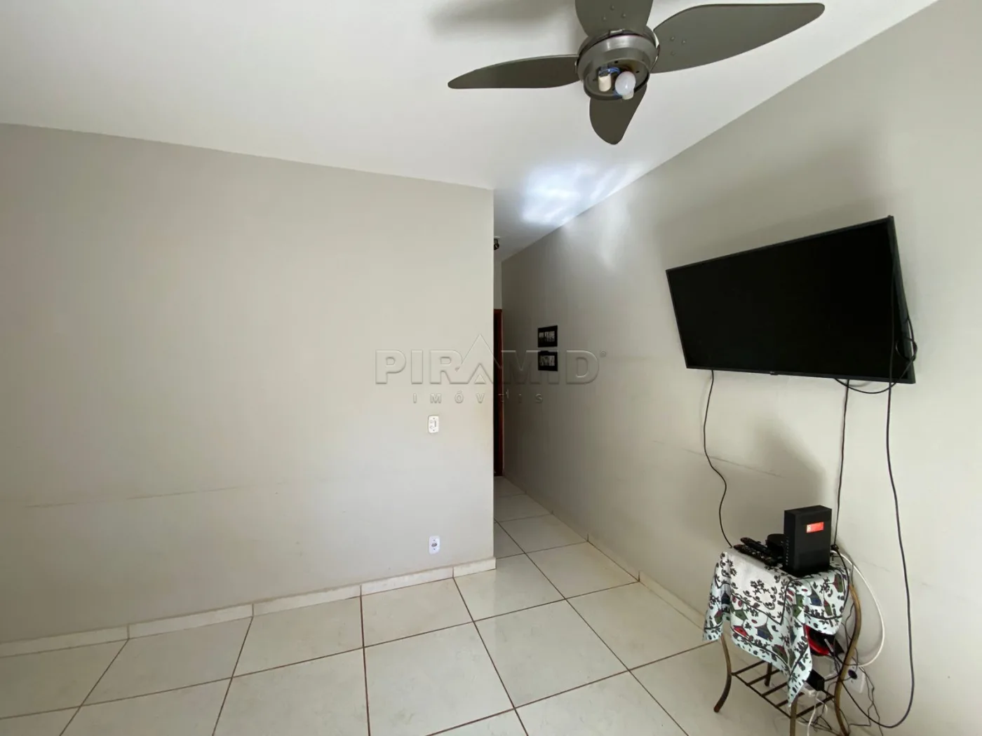 Alugar Apartamento / Padr&atilde;o em Ribeir&atilde;o Preto R$ 1.400,00 - Foto 3