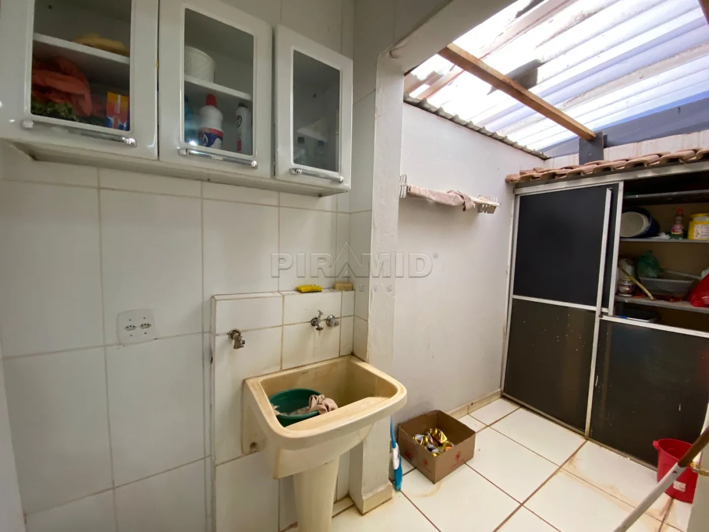 Alugar Apartamento / Padr&atilde;o em Ribeir&atilde;o Preto R$ 1.400,00 - Foto 18