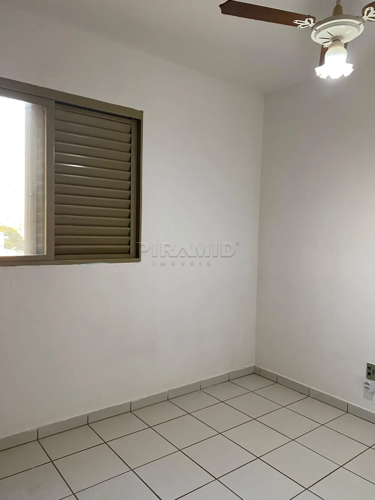 Alugar Apartamento / Padr&atilde;o em Ribeir&atilde;o Preto R$ 2.100,00 - Foto 5