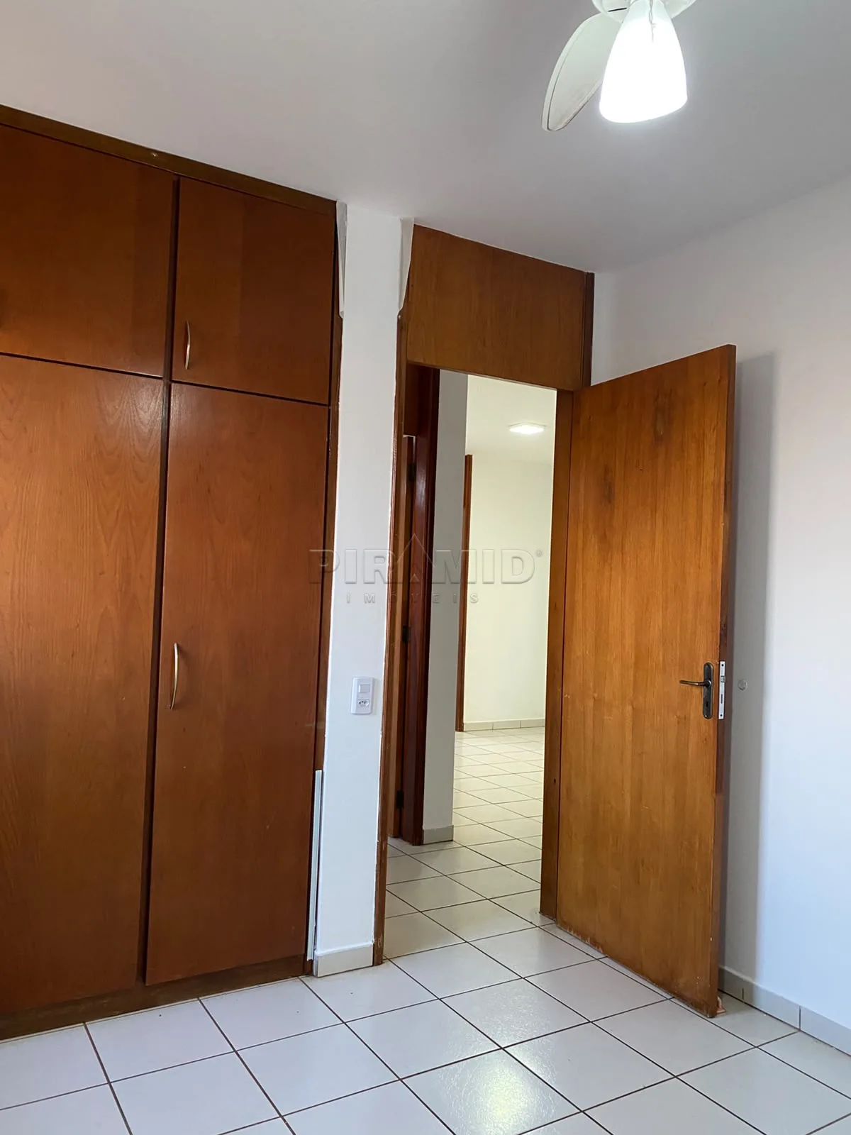Alugar Apartamento / Padr&atilde;o em Ribeir&atilde;o Preto R$ 2.100,00 - Foto 6