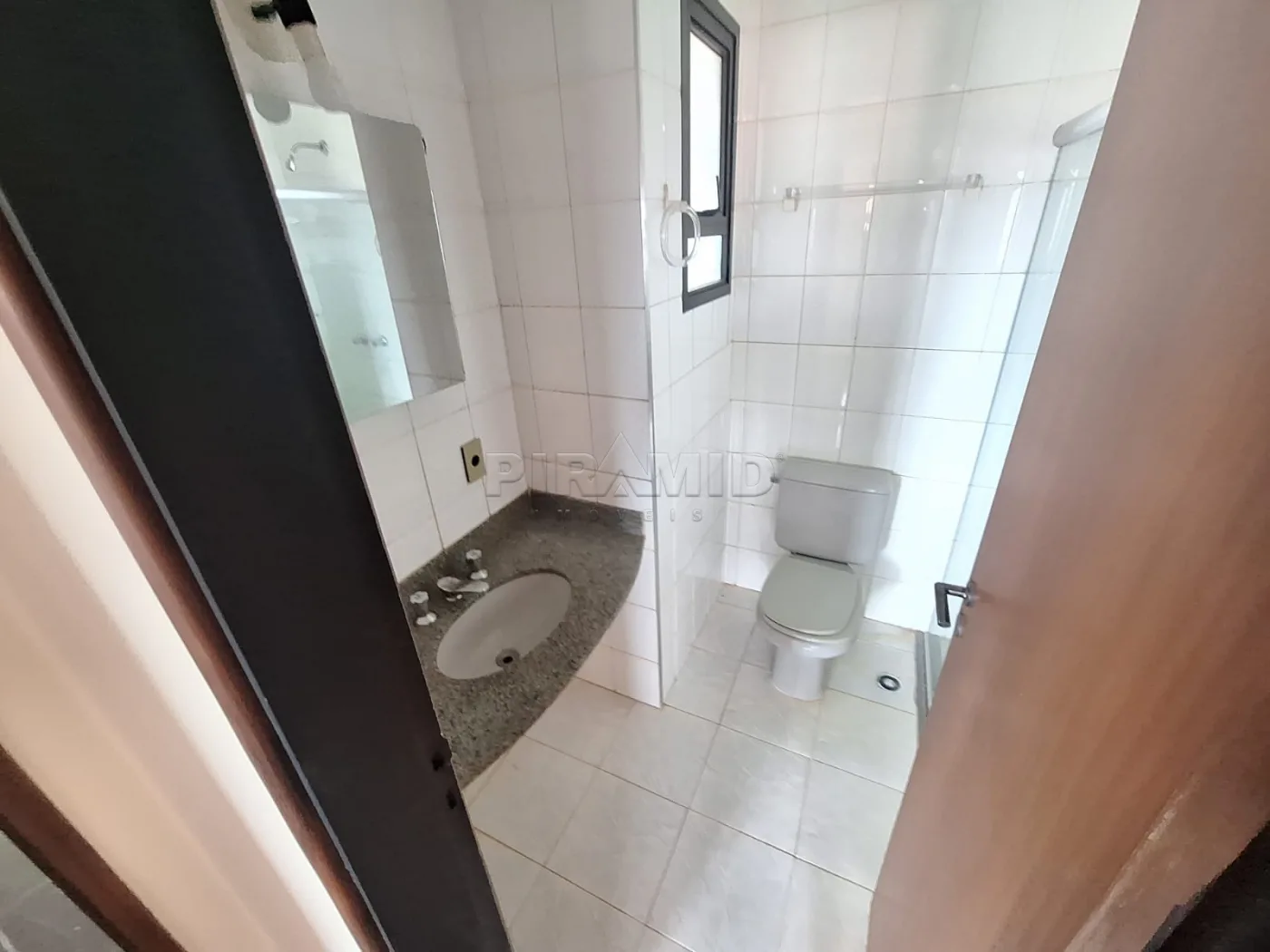Alugar Apartamento / Padr&atilde;o em Ribeir&atilde;o Preto R$ 1.800,00 - Foto 6