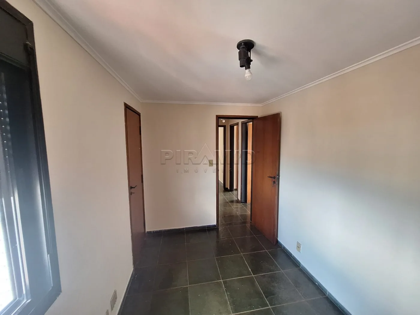 Alugar Apartamento / Padr&atilde;o em Ribeir&atilde;o Preto R$ 1.800,00 - Foto 11