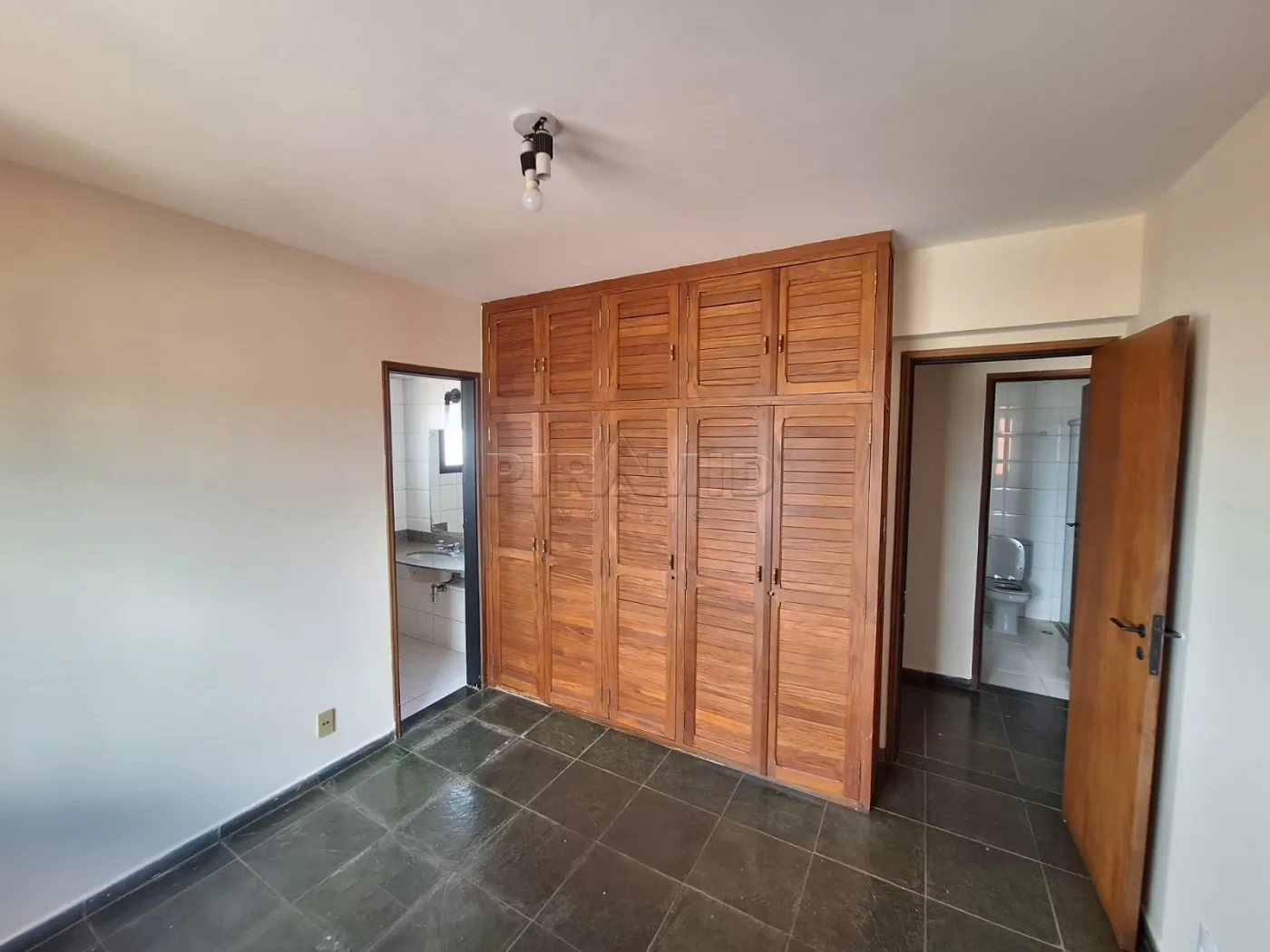 Alugar Apartamento / Padr&atilde;o em Ribeir&atilde;o Preto R$ 1.800,00 - Foto 13