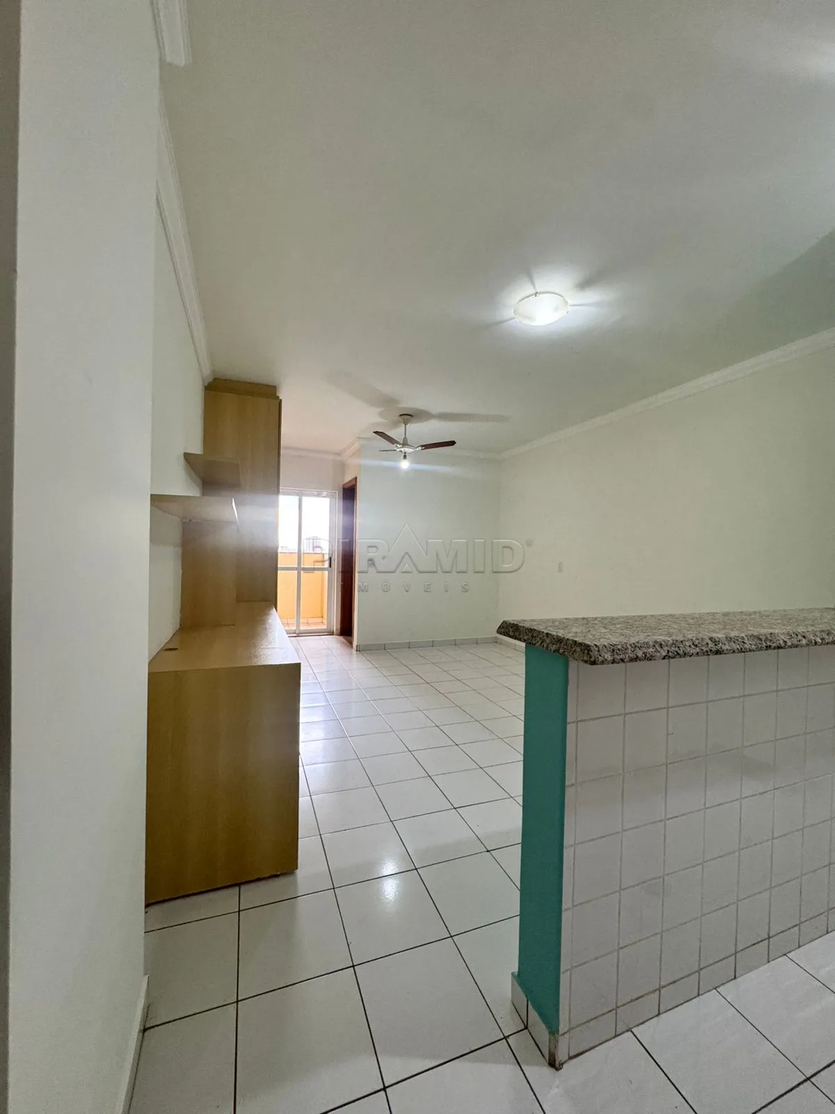 Alugar Apartamento / Kitchnet em Ribeir&atilde;o Preto R$ 900,00 - Foto 1