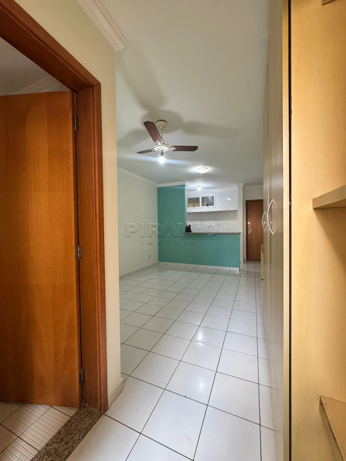 Alugar Apartamento / Kitchnet em Ribeir&atilde;o Preto R$ 900,00 - Foto 3