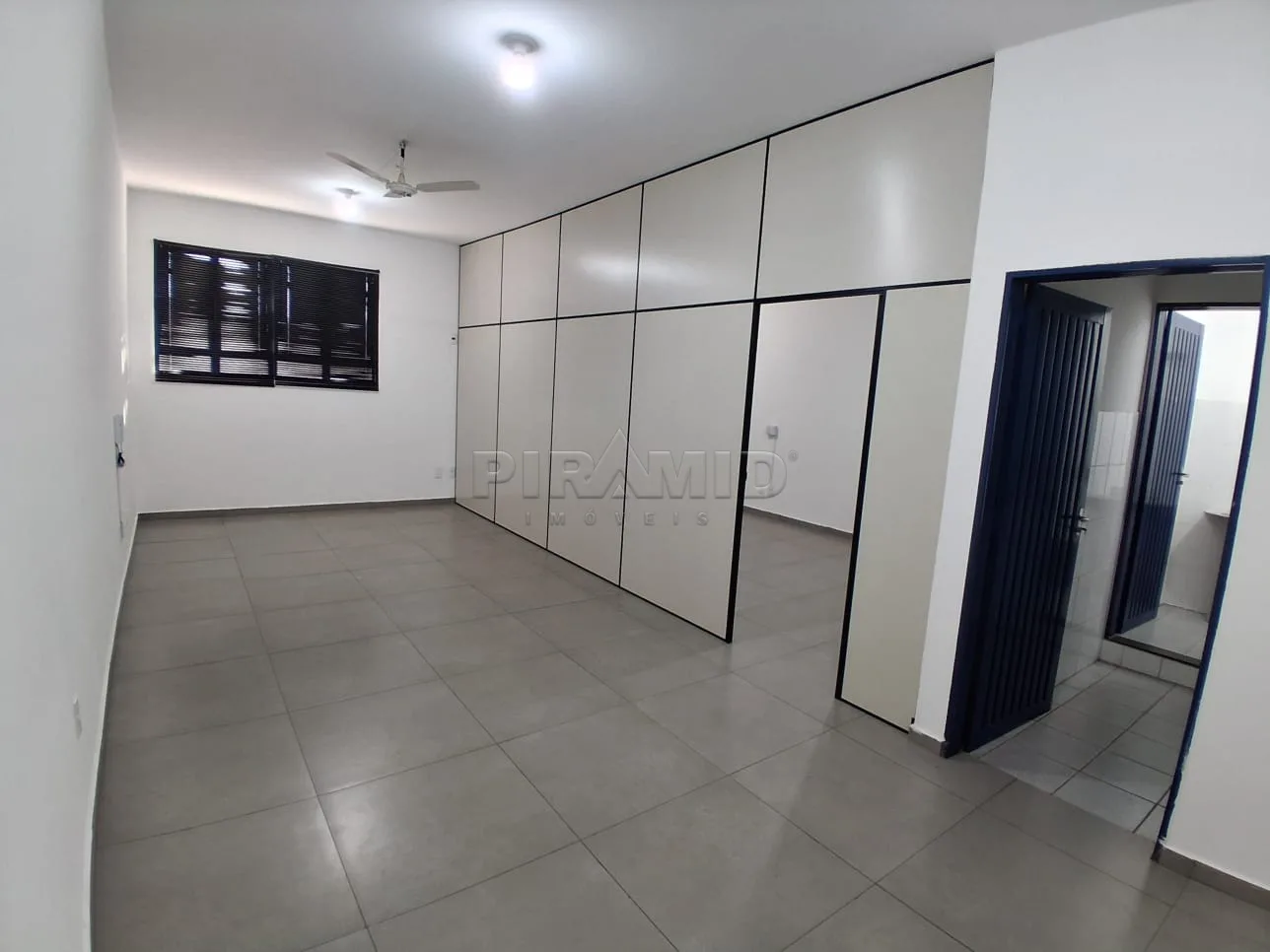 Alugar Comercial / Sala em Ribeir&atilde;o Preto R$ 1.550,00 - Foto 5
