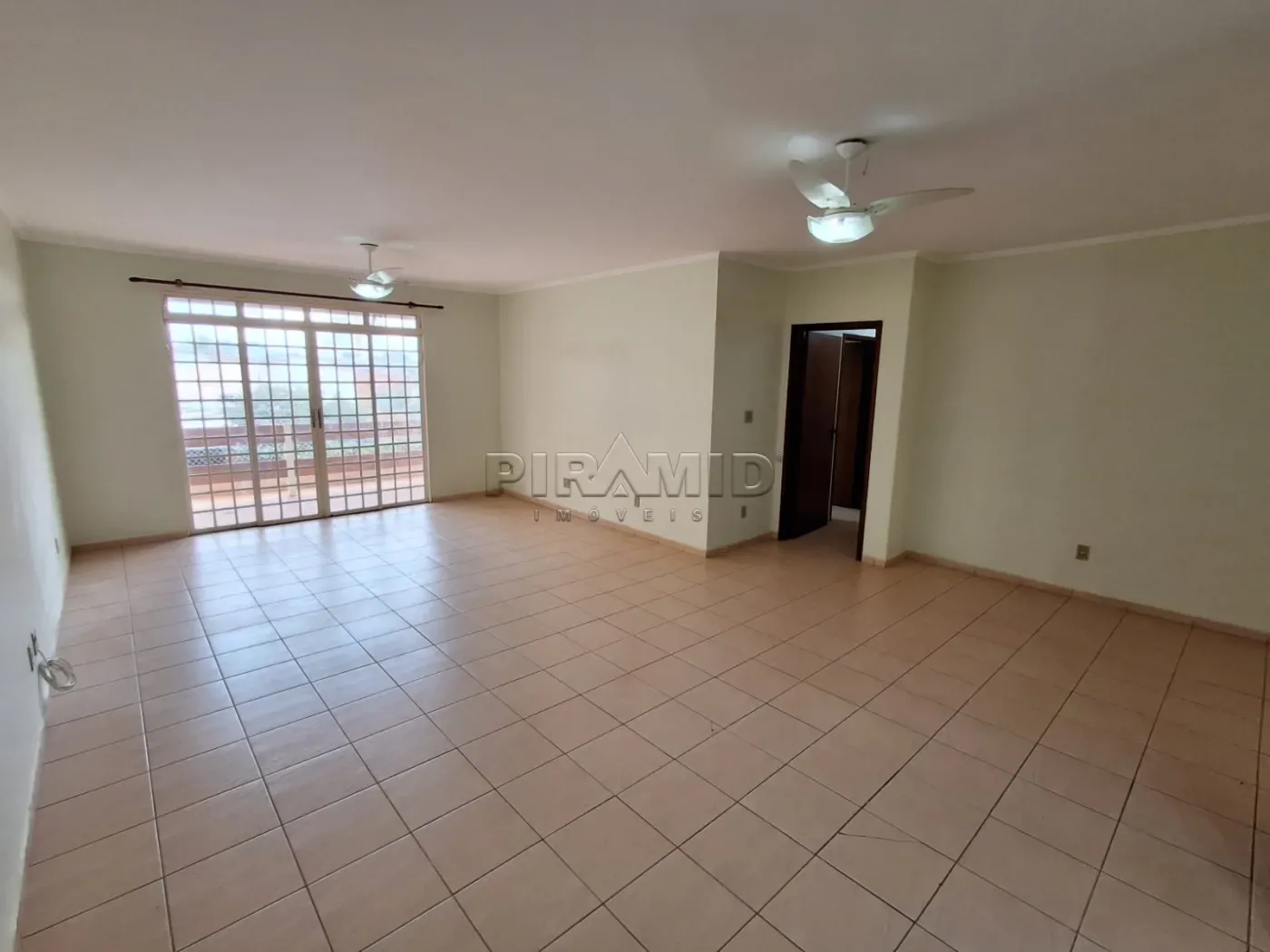 Alugar Apartamento / Padr&atilde;o em Ribeir&atilde;o Preto R$ 2.250,00 - Foto 4