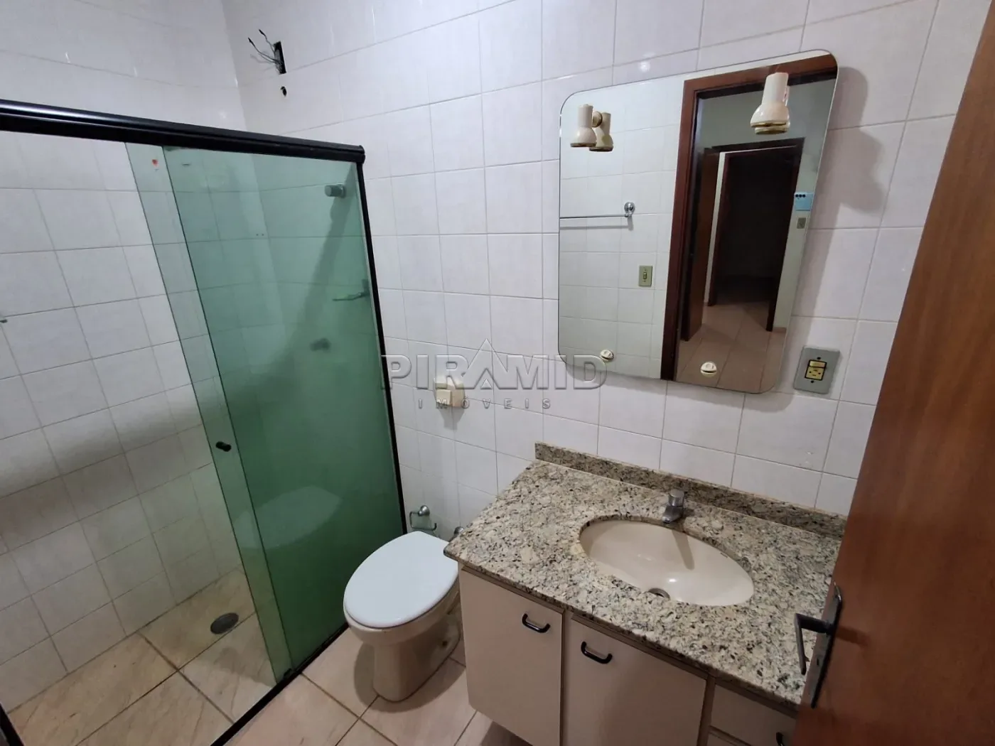 Alugar Apartamento / Padr&atilde;o em Ribeir&atilde;o Preto R$ 2.250,00 - Foto 16