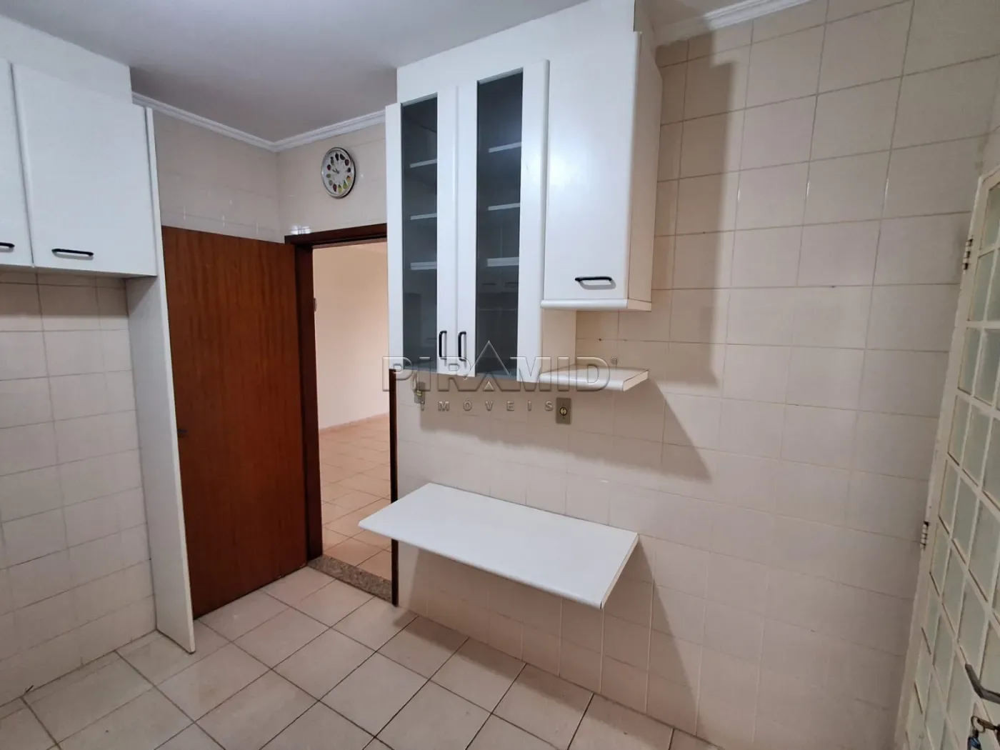 Alugar Apartamento / Padr&atilde;o em Ribeir&atilde;o Preto R$ 2.250,00 - Foto 19