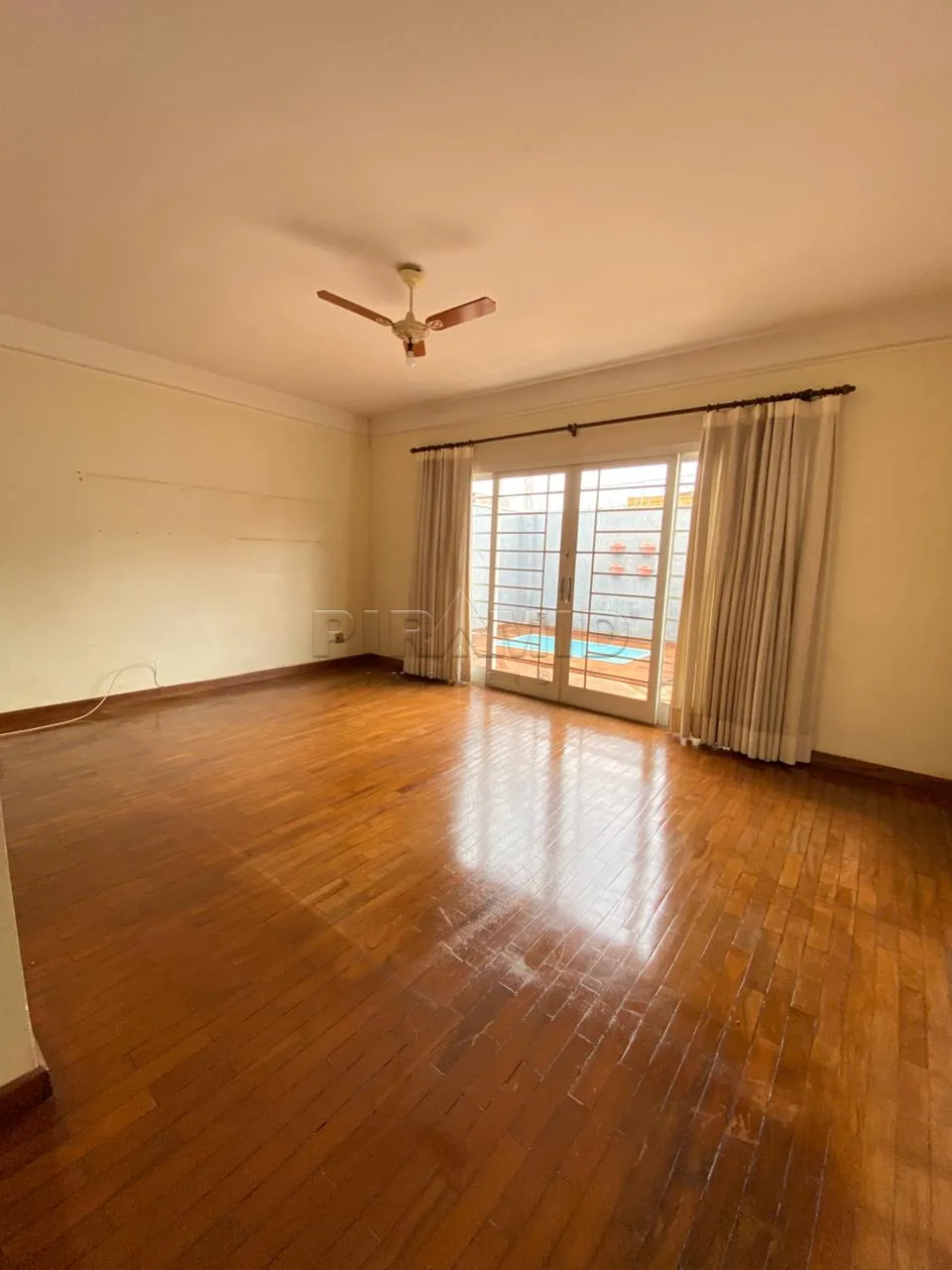 Alugar Casa / Padr&atilde;o em Ribeir&atilde;o Preto R$ 4.500,00 - Foto 4