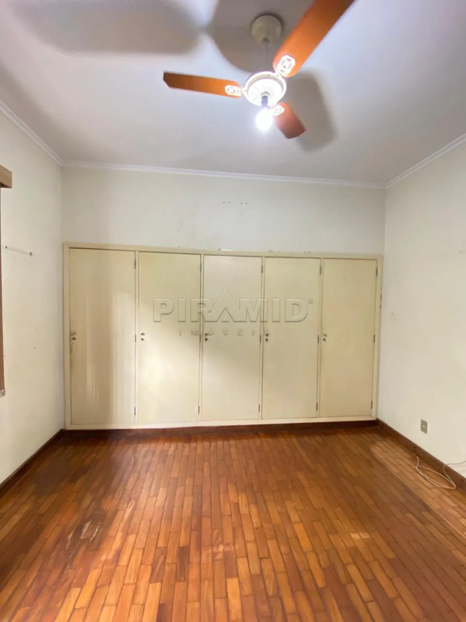 Alugar Casa / Padr&atilde;o em Ribeir&atilde;o Preto R$ 4.500,00 - Foto 13