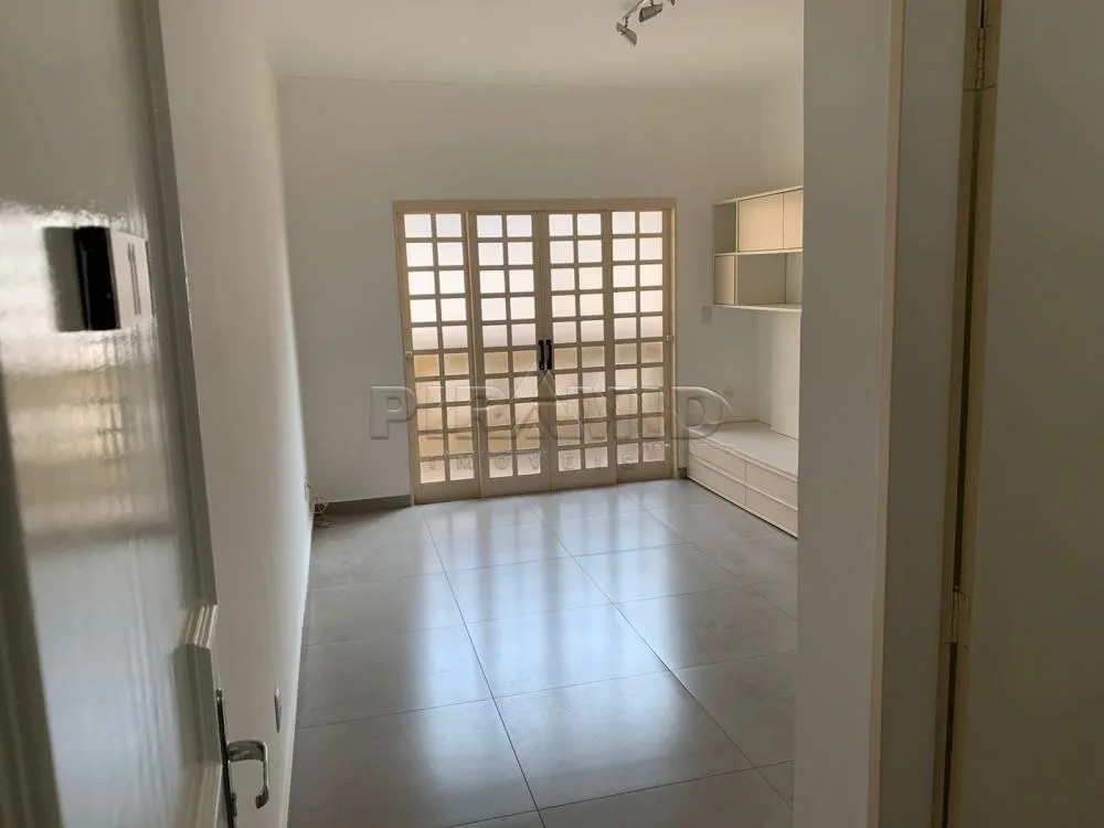 Alugar Apartamento / Padr&atilde;o em Ribeir&atilde;o Preto R$ 2.000,00 - Foto 1