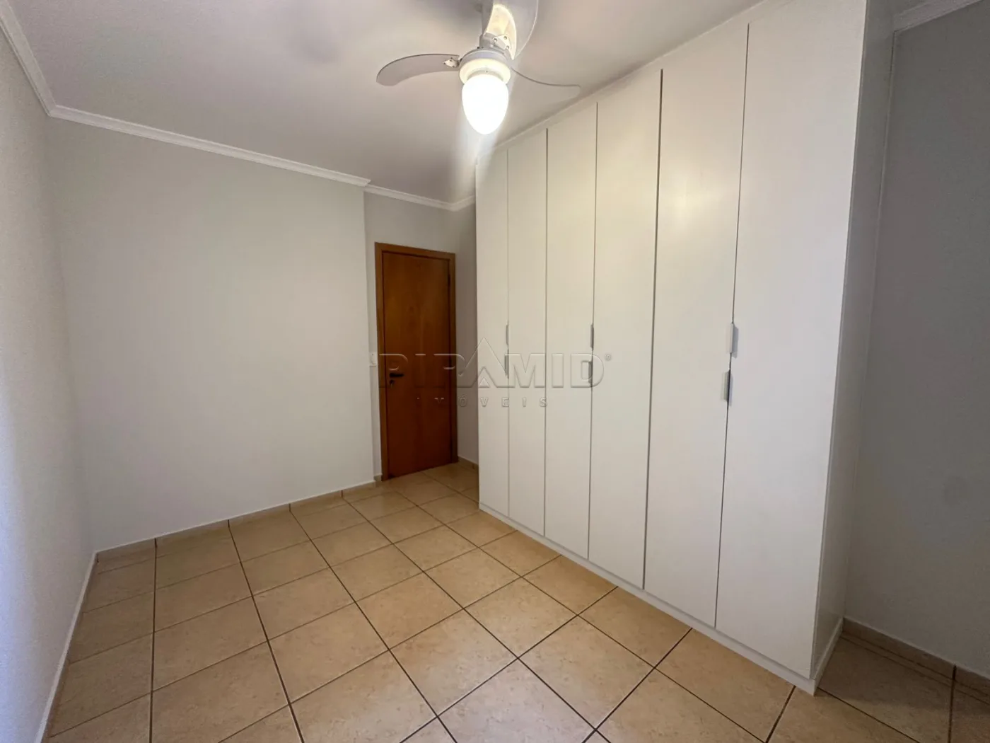 Alugar Apartamento / Padr&atilde;o em Ribeir&atilde;o Preto R$ 5.000,00 - Foto 11