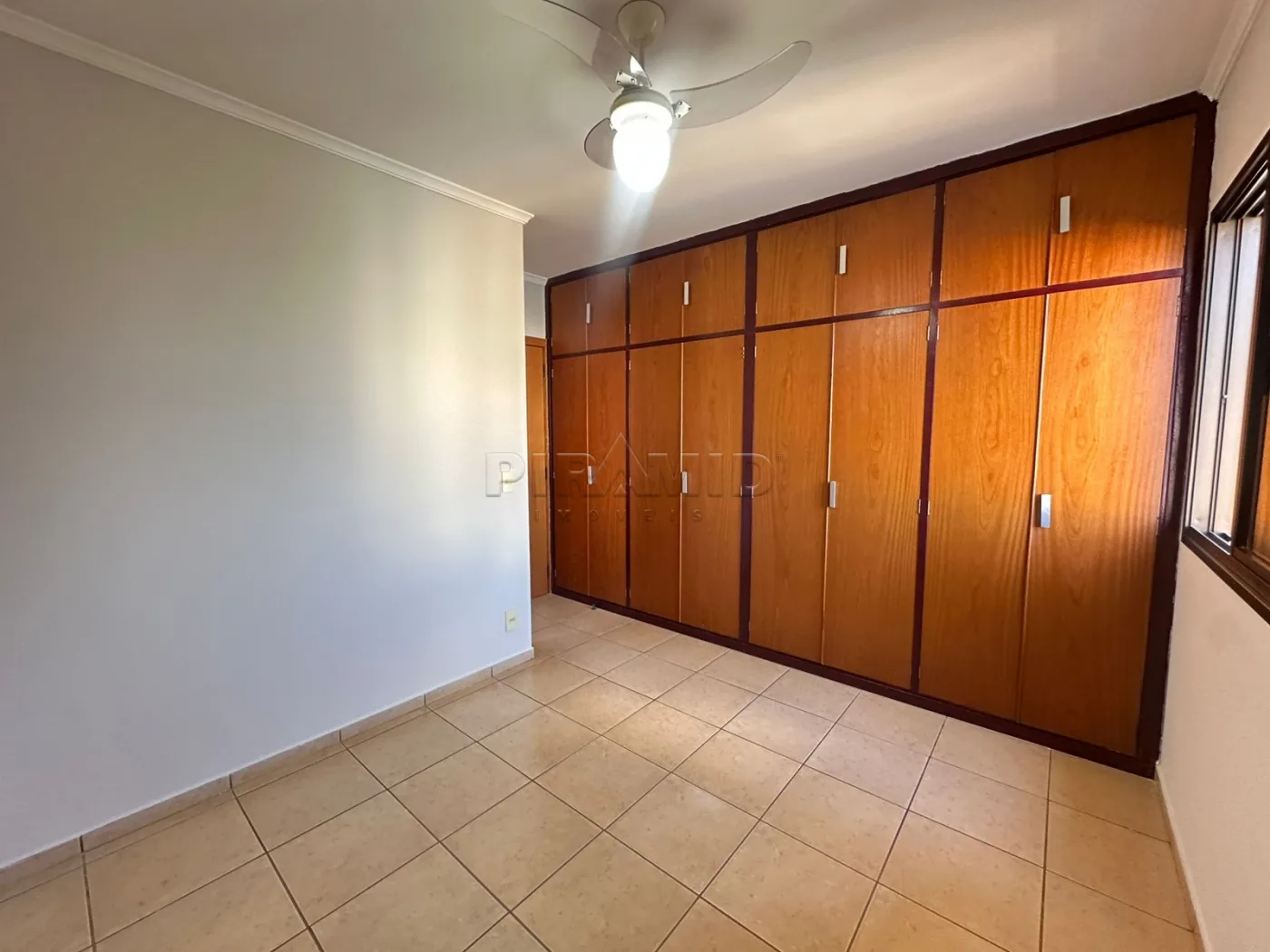 Alugar Apartamento / Padr&atilde;o em Ribeir&atilde;o Preto R$ 5.000,00 - Foto 17