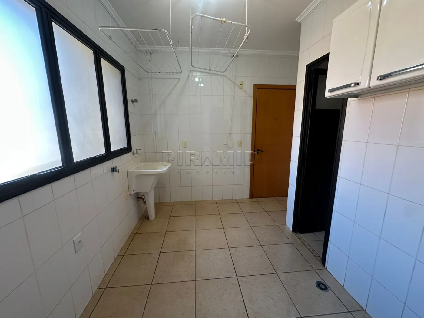 Alugar Apartamento / Padr&atilde;o em Ribeir&atilde;o Preto R$ 5.000,00 - Foto 23