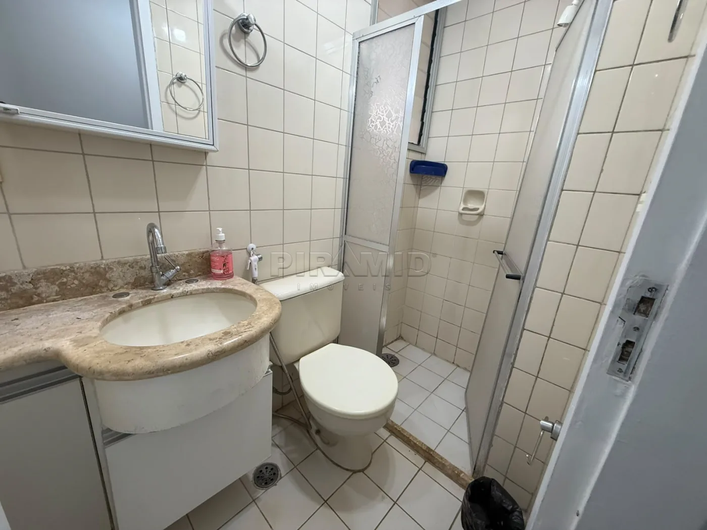 Alugar Apartamento / Padr&atilde;o em Ribeir&atilde;o Preto R$ 2.000,00 - Foto 13