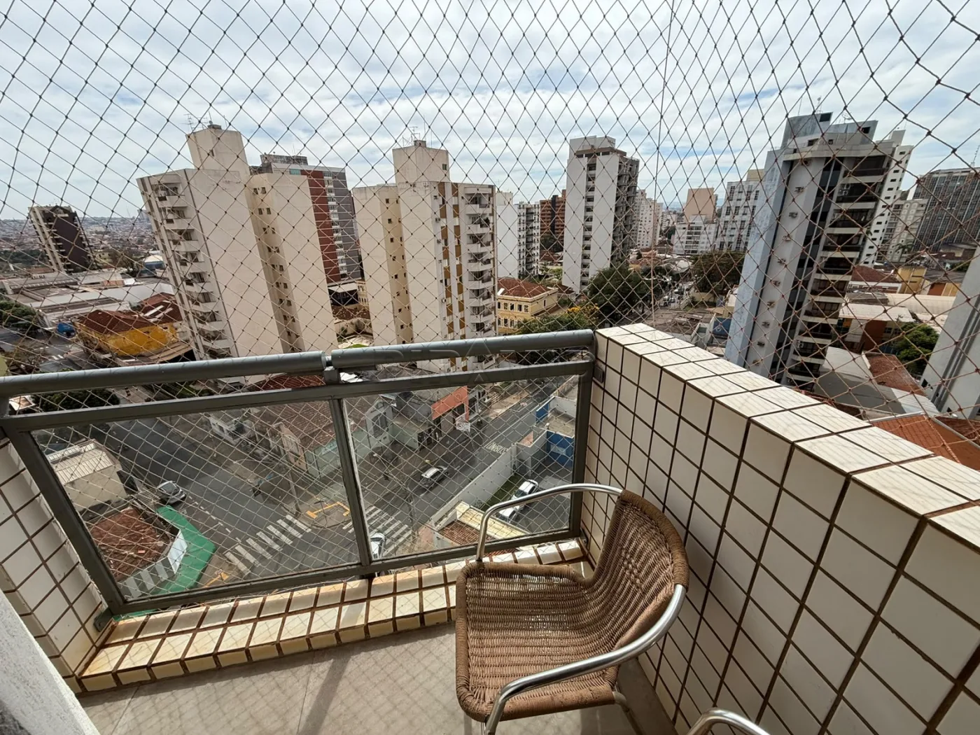 Alugar Apartamento / Padr&atilde;o em Ribeir&atilde;o Preto R$ 2.000,00 - Foto 14