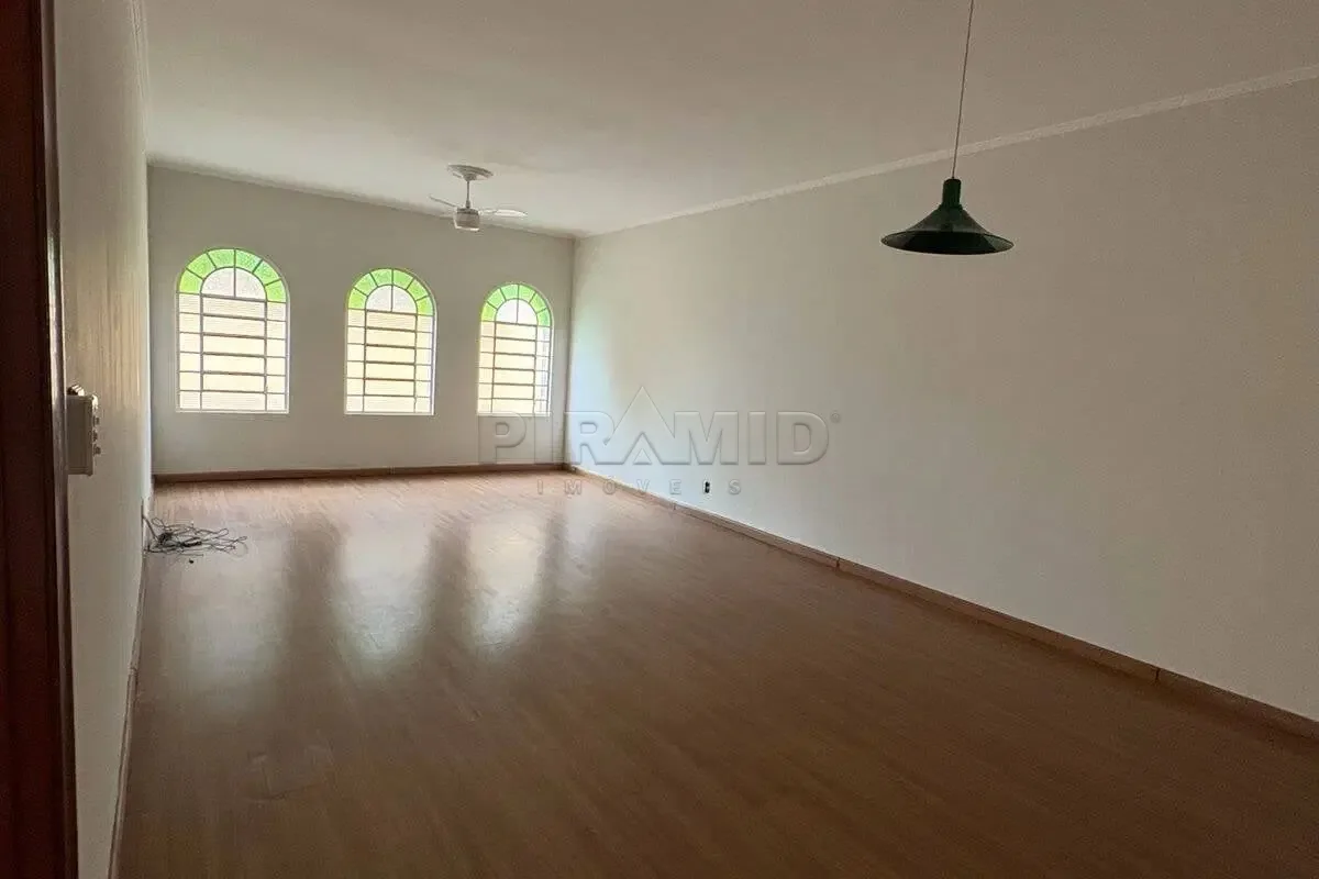 Alugar Casa / Padr&atilde;o em Ribeir&atilde;o Preto R$ 1.800,00 - Foto 4