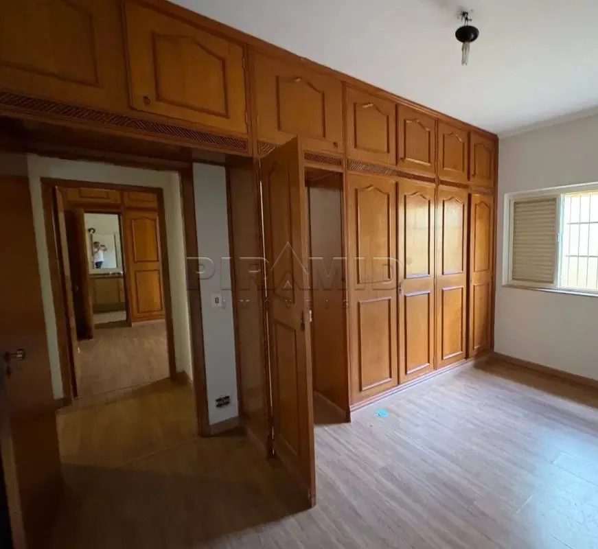 Alugar Casa / Padr&atilde;o em Ribeir&atilde;o Preto R$ 1.800,00 - Foto 8