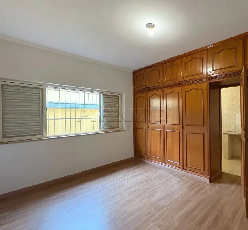 Alugar Casa / Padr&atilde;o em Ribeir&atilde;o Preto R$ 1.800,00 - Foto 11