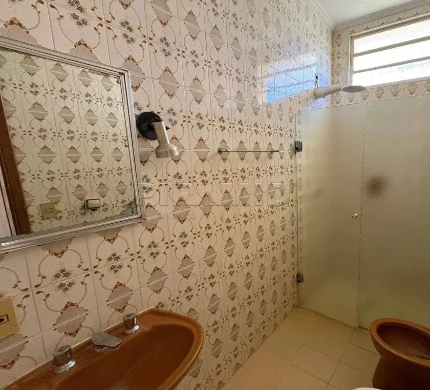 Alugar Casa / Padr&atilde;o em Ribeir&atilde;o Preto R$ 1.800,00 - Foto 15