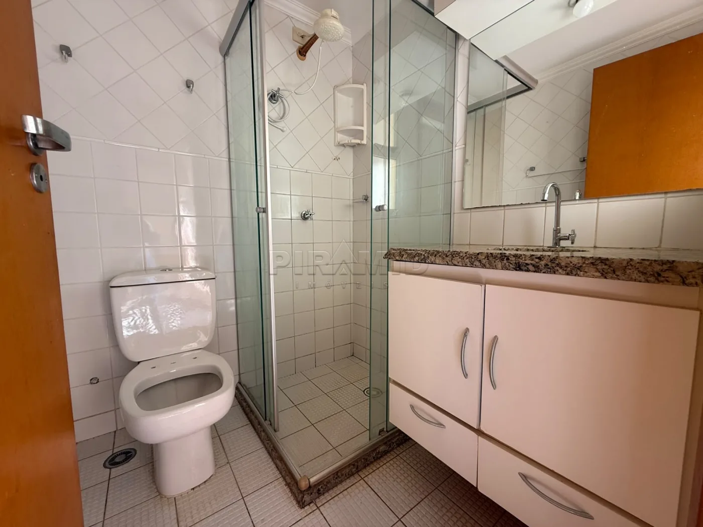Alugar Apartamento / Kitchnet em Ribeir&atilde;o Preto R$ 1.200,00 - Foto 4