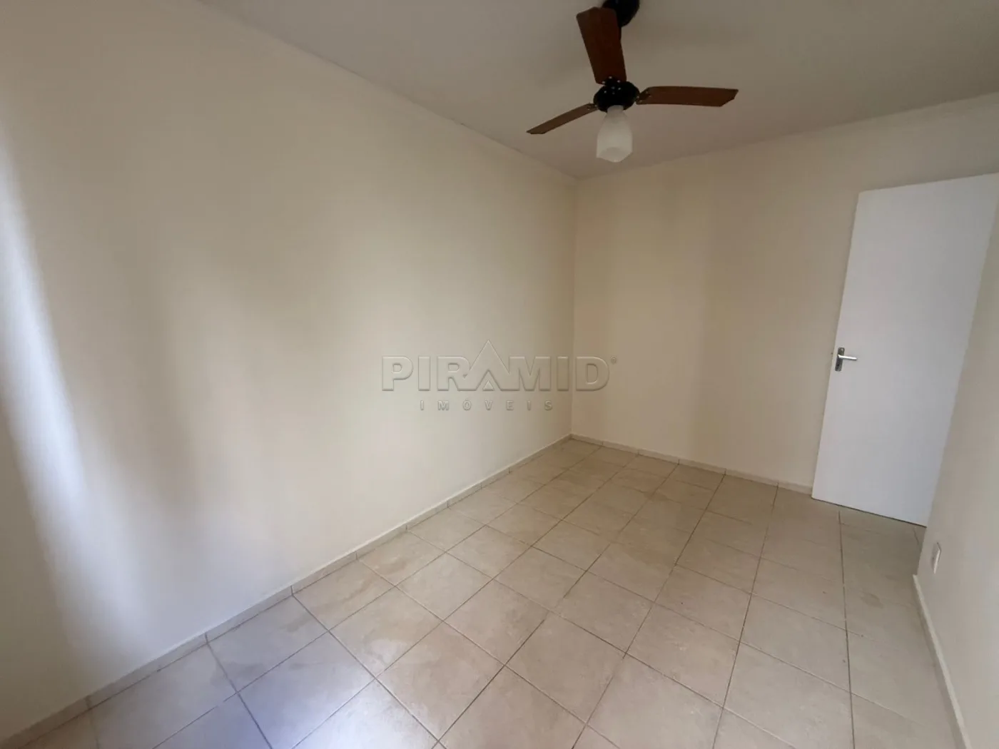 Alugar Apartamento / Padr&atilde;o em Ribeir&atilde;o Preto R$ 1.300,00 - Foto 6