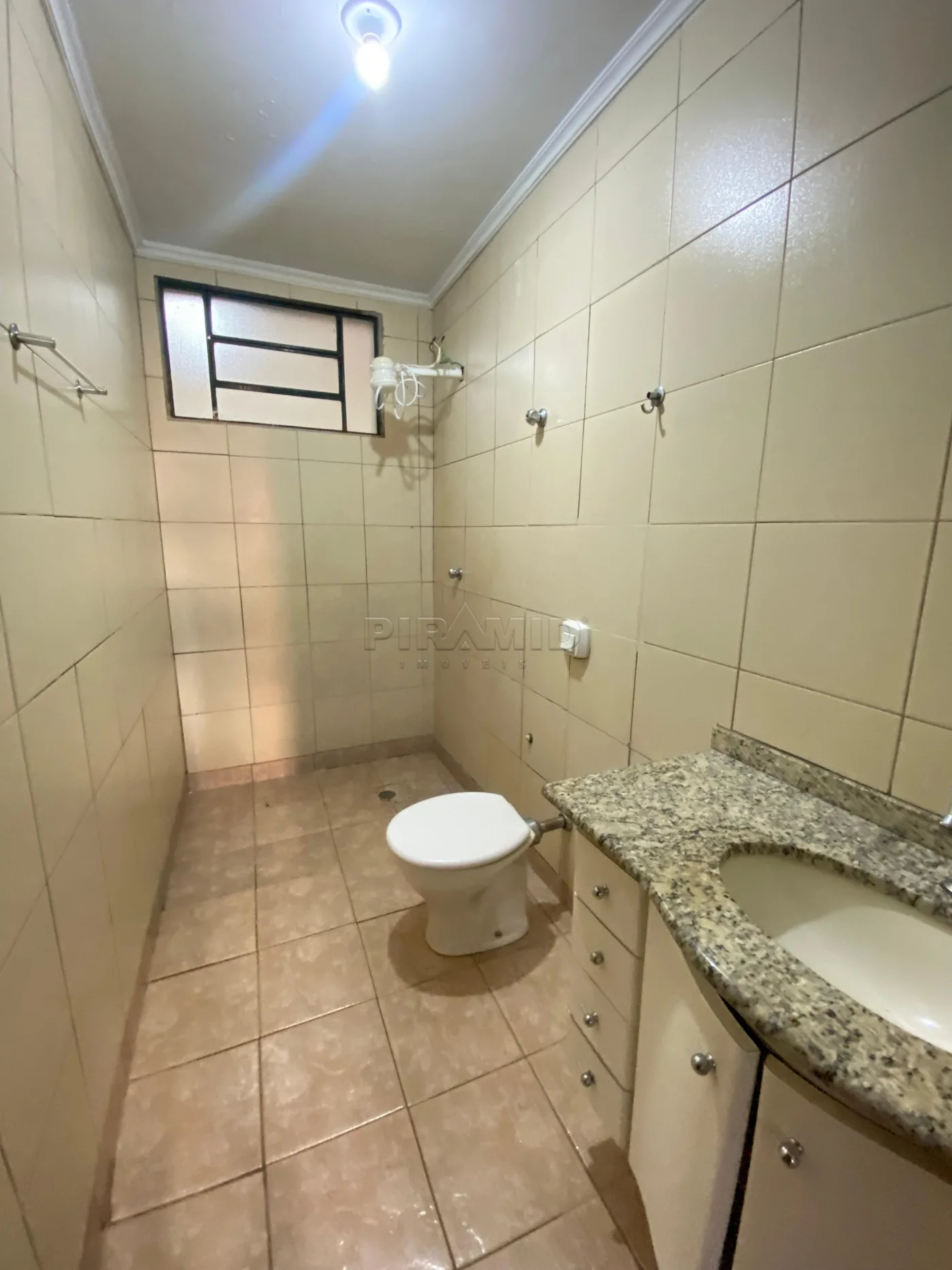 Alugar Apartamento / Padr&atilde;o em Ribeir&atilde;o Preto R$ 1.600,00 - Foto 8
