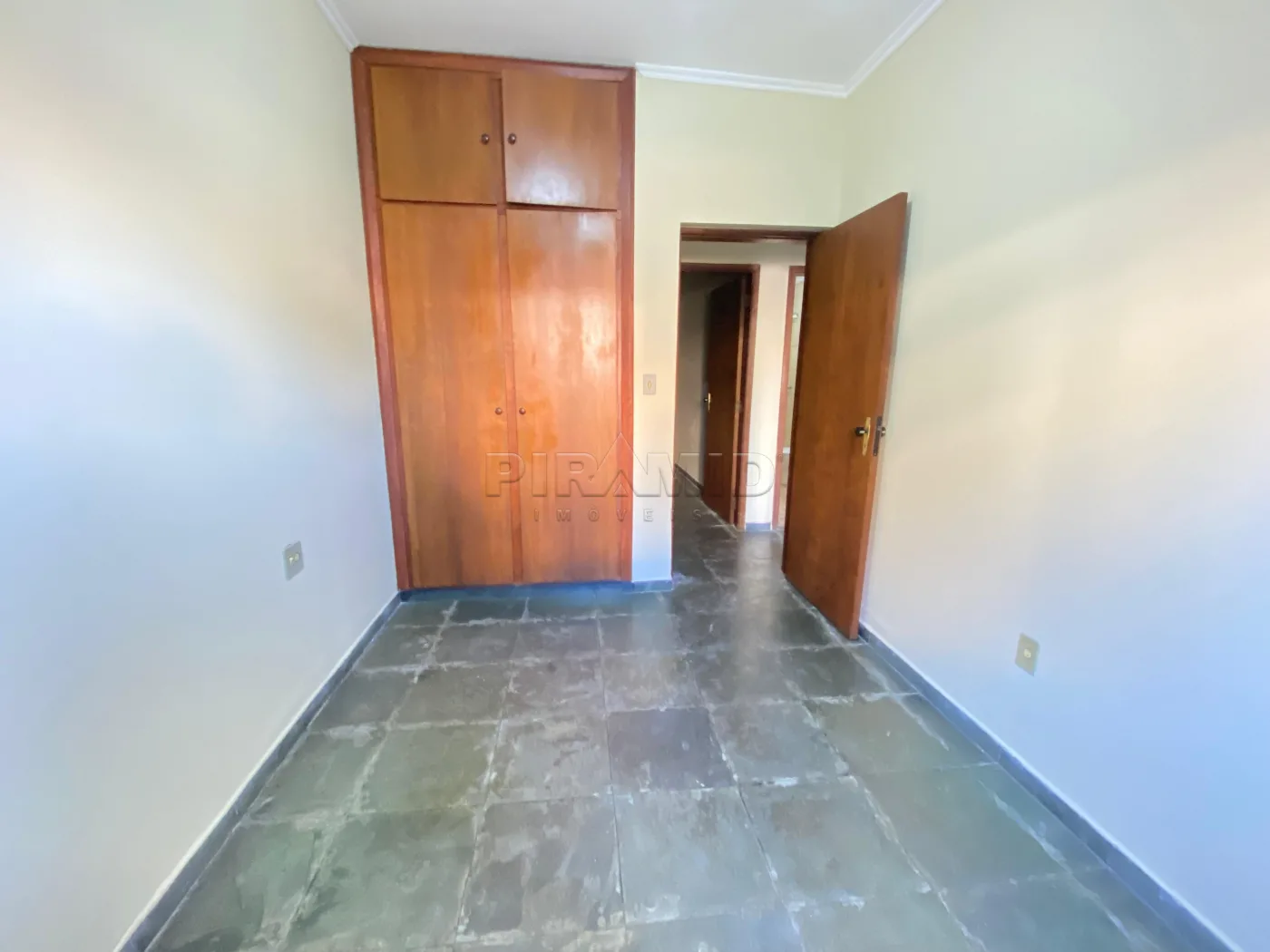 Alugar Apartamento / Padr&atilde;o em Ribeir&atilde;o Preto R$ 1.600,00 - Foto 7
