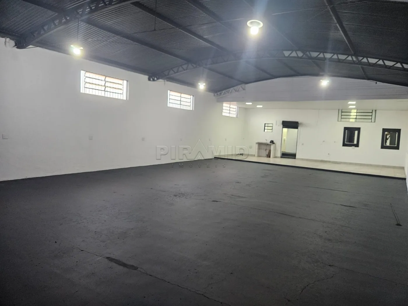 Alugar Comercial / Sal&atilde;o em Ribeir&atilde;o Preto R$ 5.000,00 - Foto 2