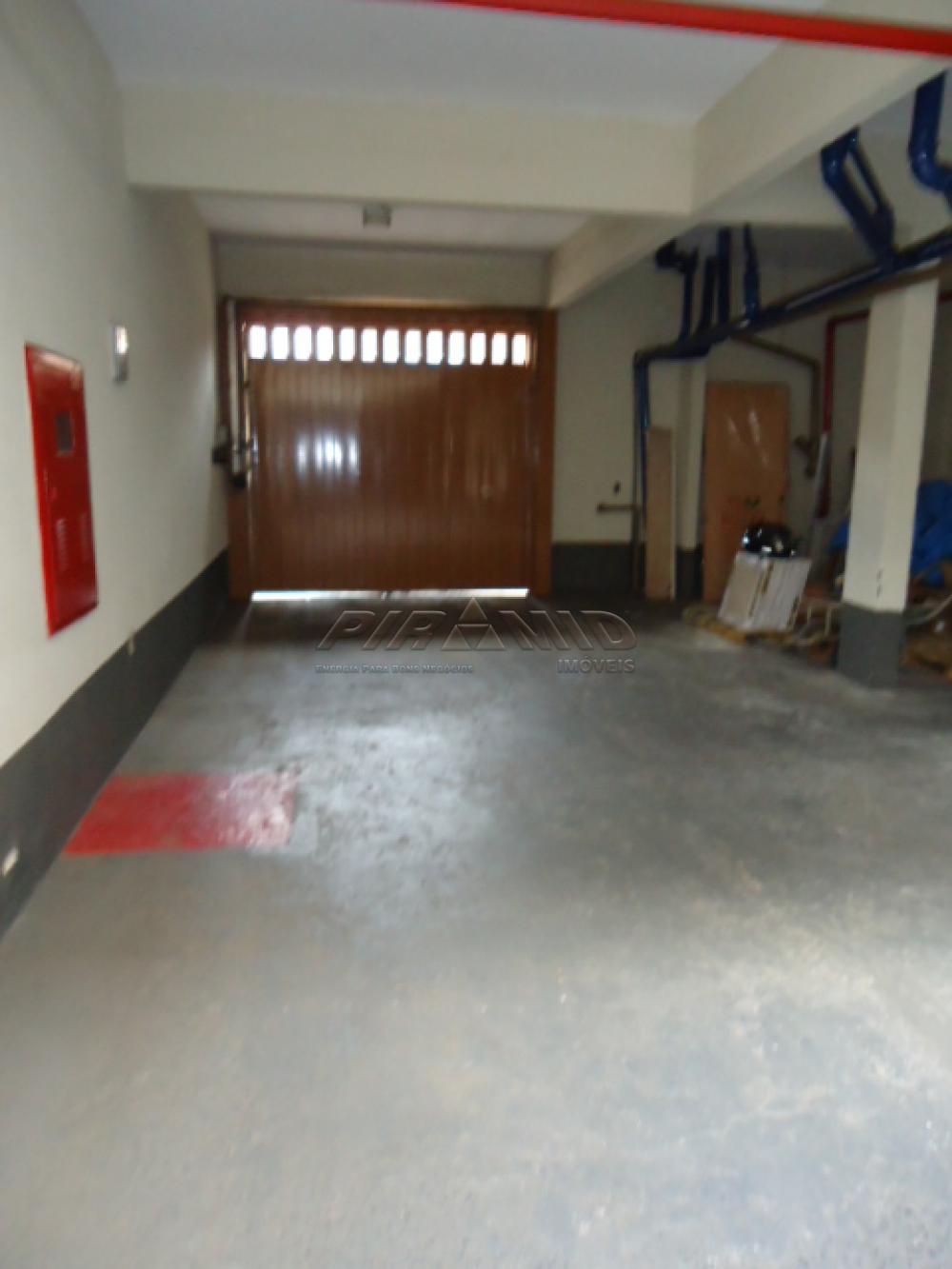 Alugar Apartamento / Padr&atilde;o em Ribeir&atilde;o Preto R$ 1.800,00 - Foto 18