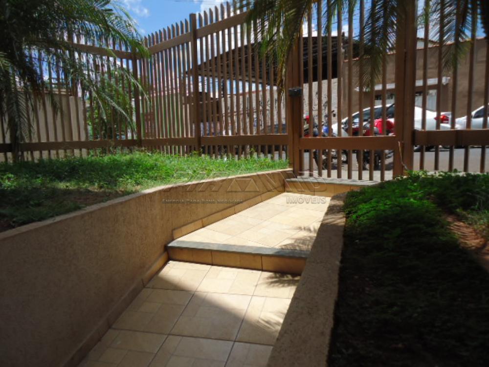Alugar Apartamento / Padr&atilde;o em Ribeir&atilde;o Preto R$ 1.800,00 - Foto 17
