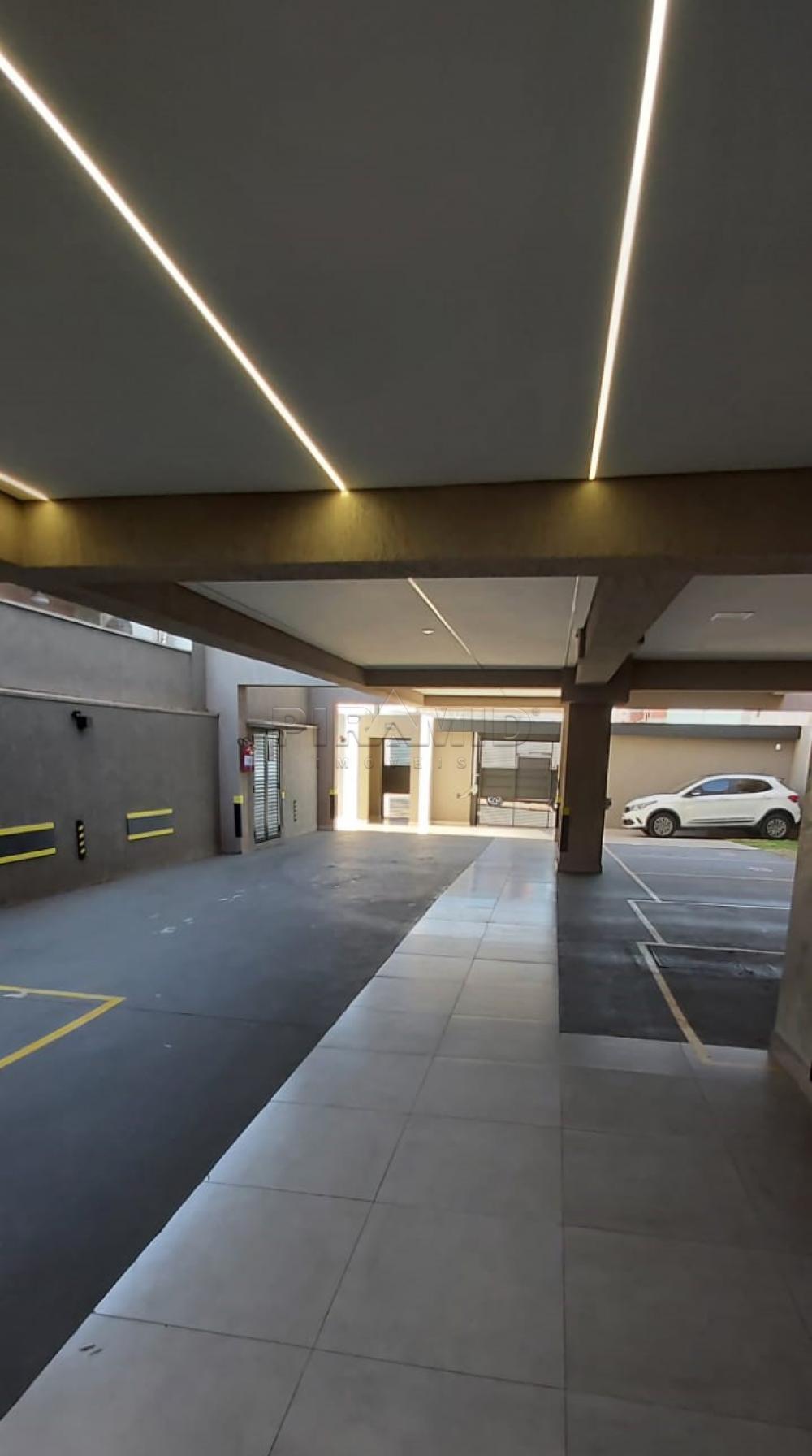 Alugar Apartamento / Padr&atilde;o em Ribeir&atilde;o Preto R$ 2.500,00 - Foto 16