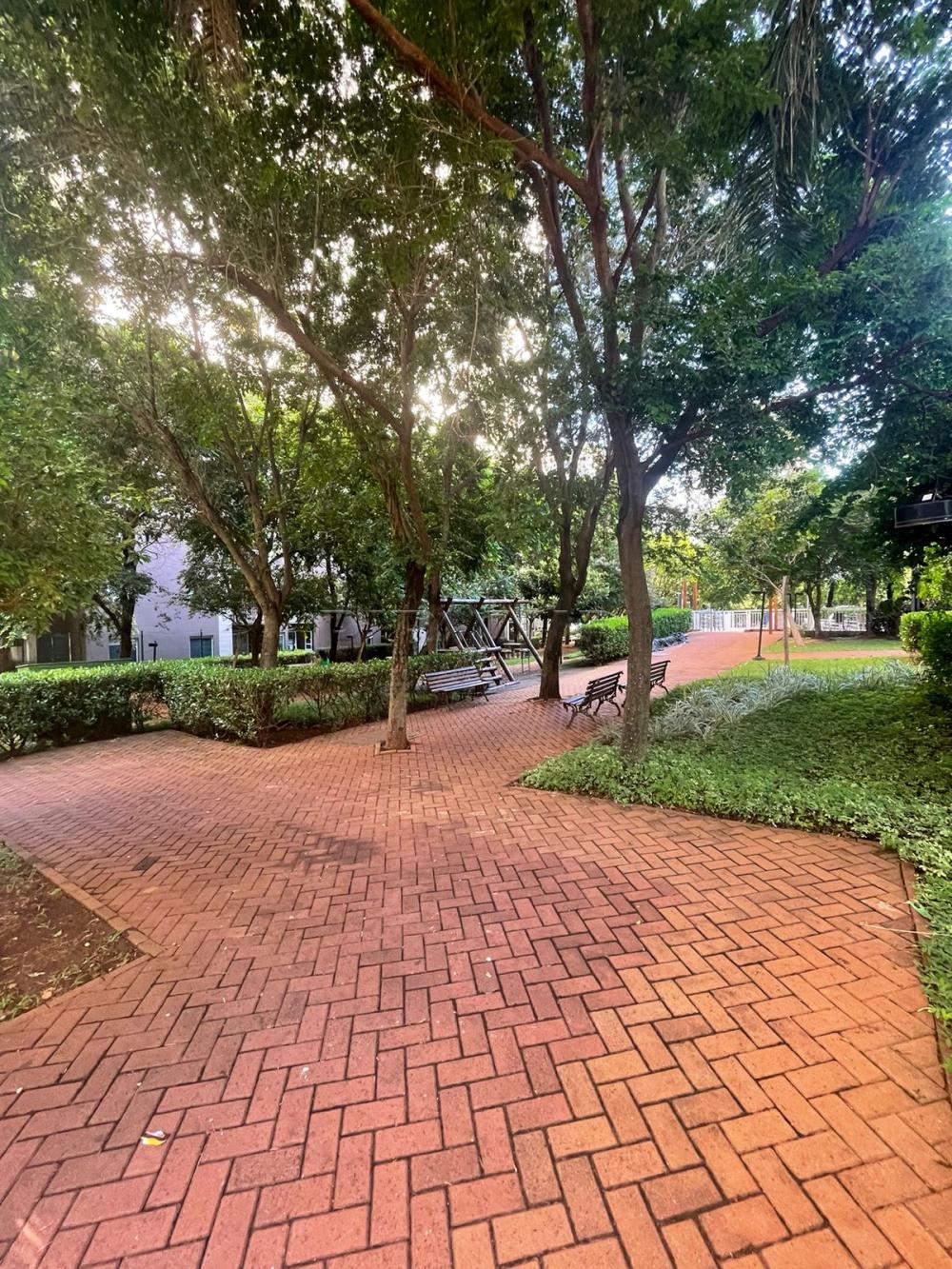 Alugar Apartamento / Padr&atilde;o em Ribeir&atilde;o Preto R$ 1.700,00 - Foto 12