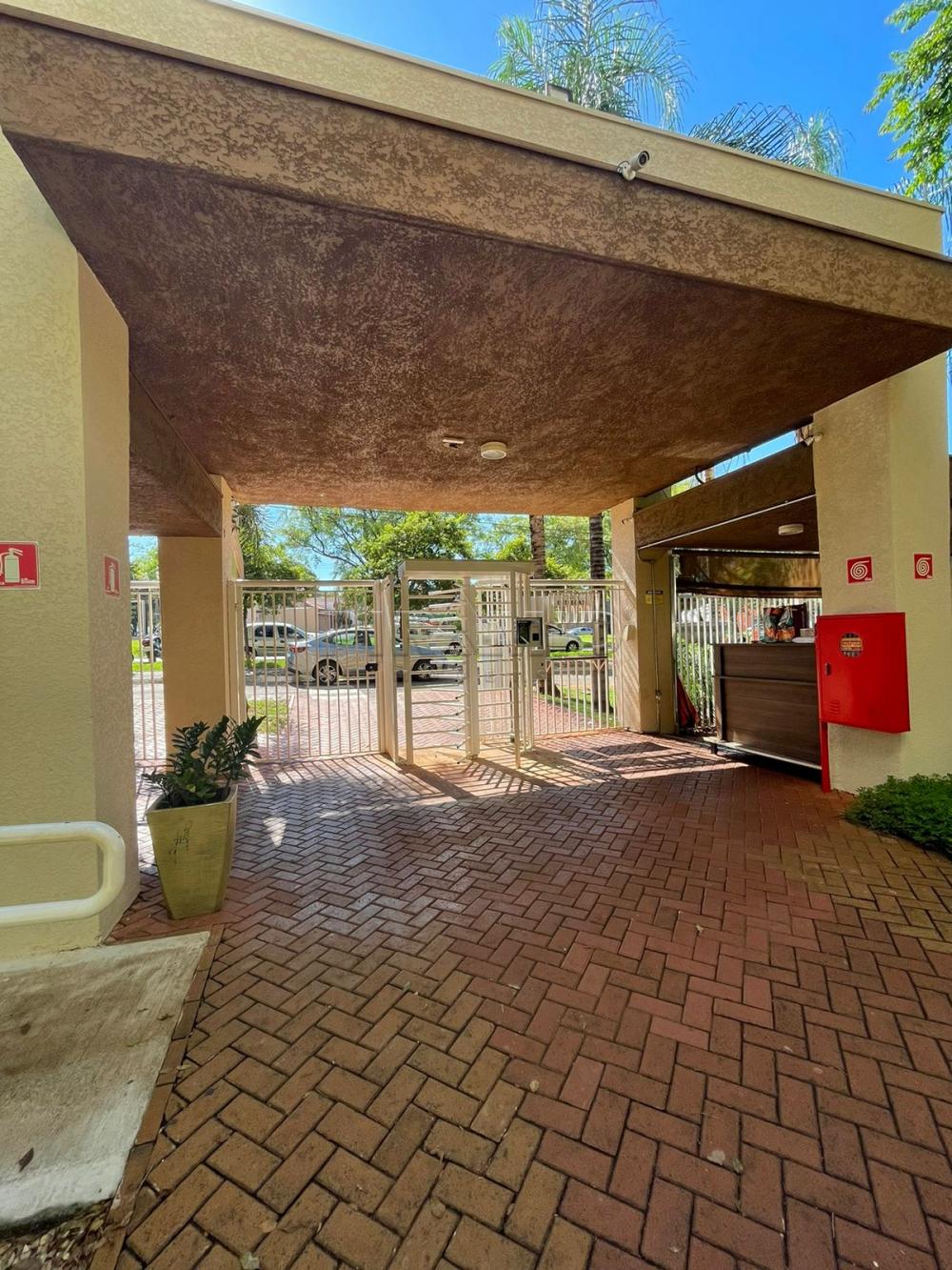 Alugar Apartamento / Padr&atilde;o em Ribeir&atilde;o Preto R$ 1.700,00 - Foto 27