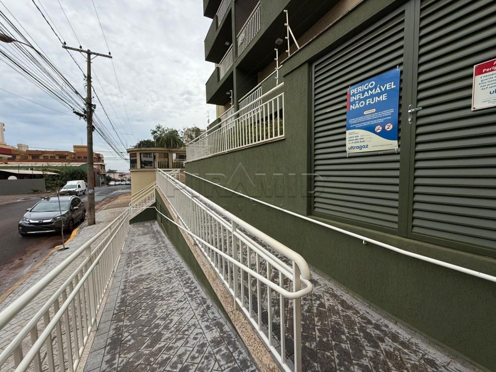 Alugar Apartamento / Padr&atilde;o em Ribeir&atilde;o Preto R$ 2.200,00 - Foto 15