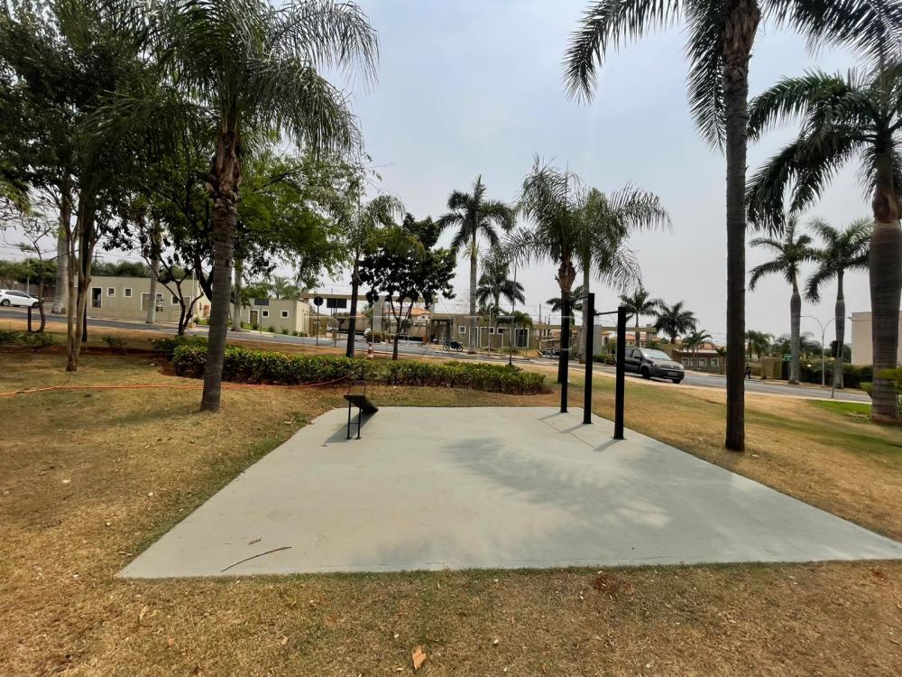 Alugar Apartamento / Padr&atilde;o em Ribeir&atilde;o Preto R$ 1.100,00 - Foto 18