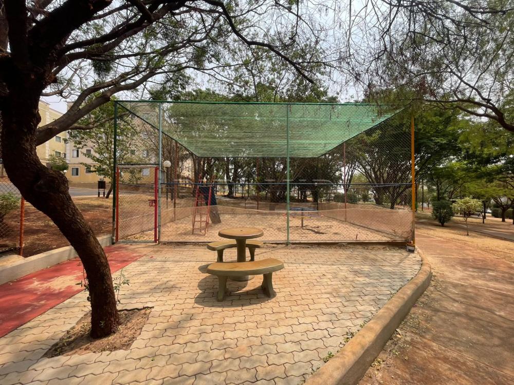 Alugar Apartamento / Padr&atilde;o em Ribeir&atilde;o Preto R$ 1.100,00 - Foto 27