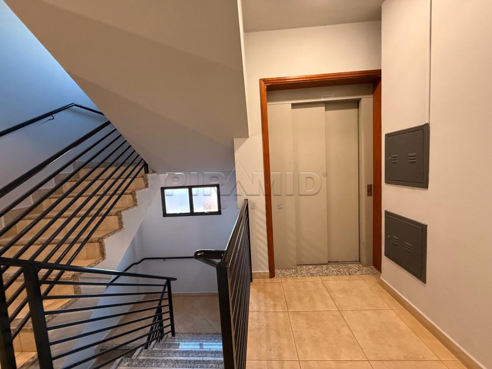 Alugar Apartamento / Padr&atilde;o em Ribeir&atilde;o Preto R$ 2.000,00 - Foto 17