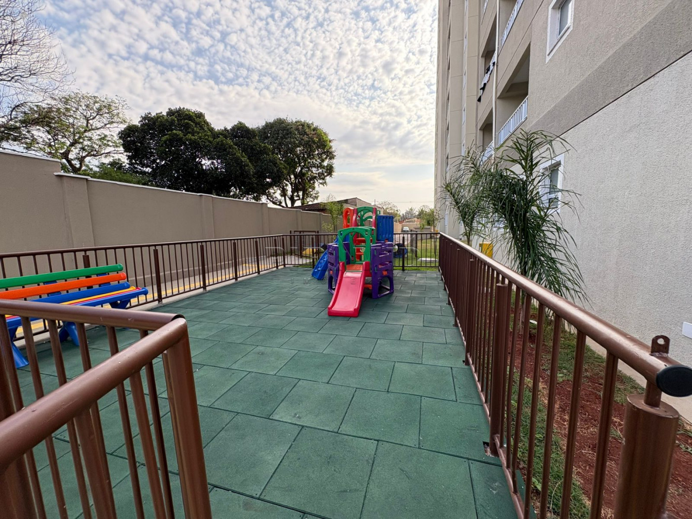 Alugar Apartamento / Padr&atilde;o em Ribeir&atilde;o Preto R$ 1.100,00 - Foto 19
