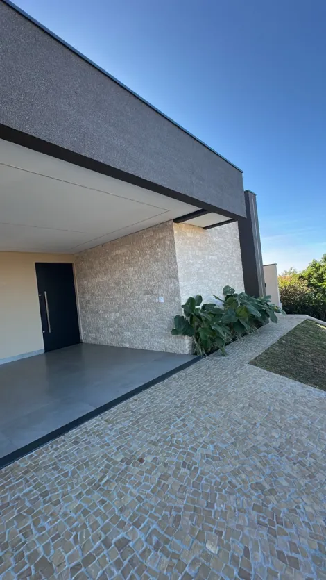 Cravinhos Alto da Boa Vista Casa Venda R$930.000,00 Condominio R$300,00 3 Dormitorios 4 Vagas Area do terreno 275.00m2 Area construida 150.00m2