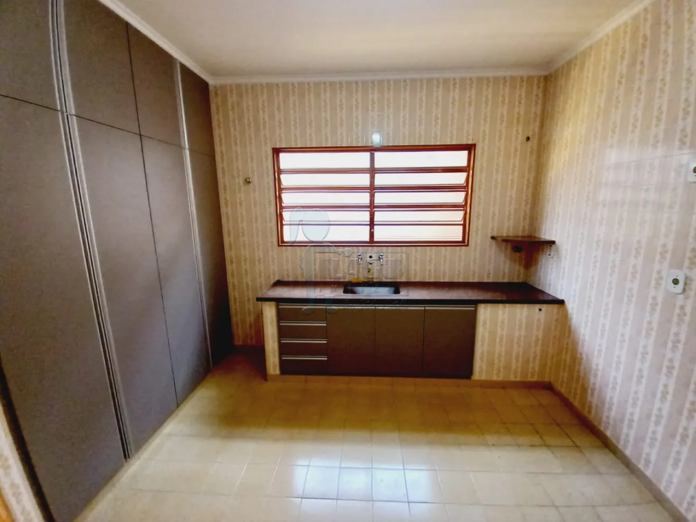 Alugar Casa / Padr&atilde;o em Ribeir&atilde;o Preto R$ 3.500,00 - Foto 14