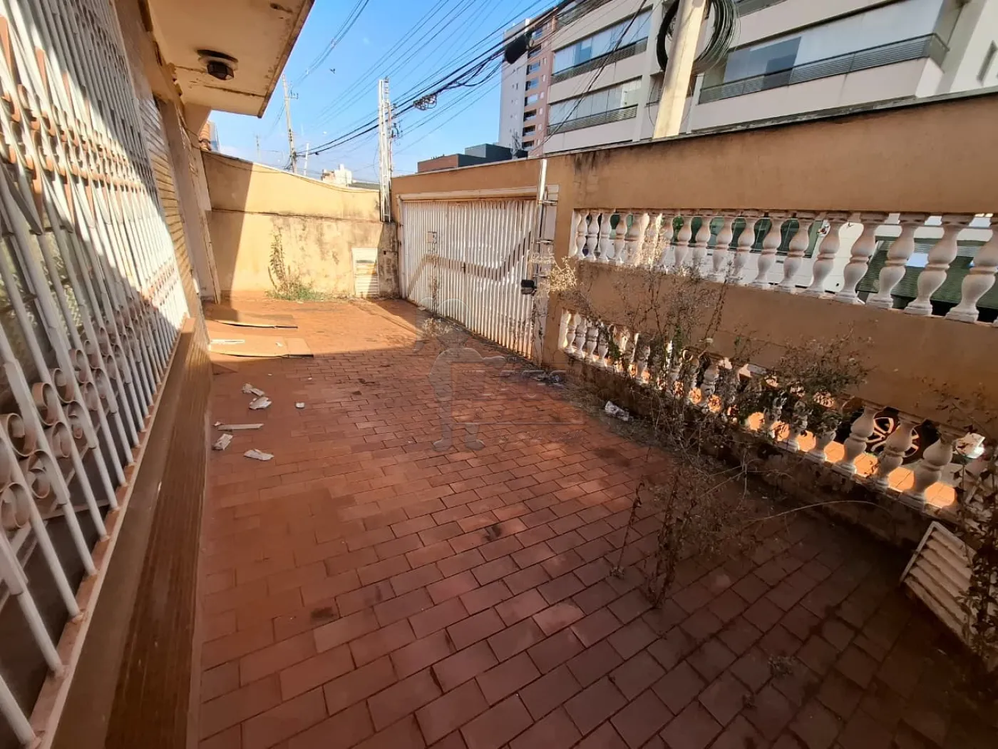 Alugar Casa / Padr&atilde;o em Ribeir&atilde;o Preto R$ 350,00 - Foto 2